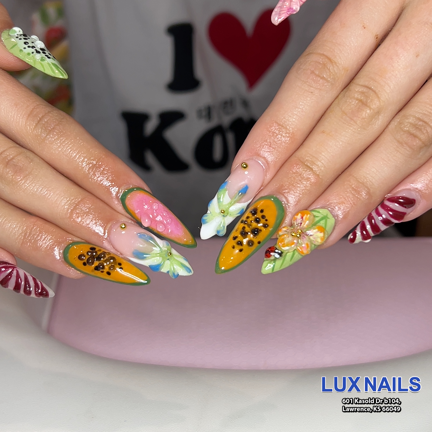 Trending July Nail Ideas